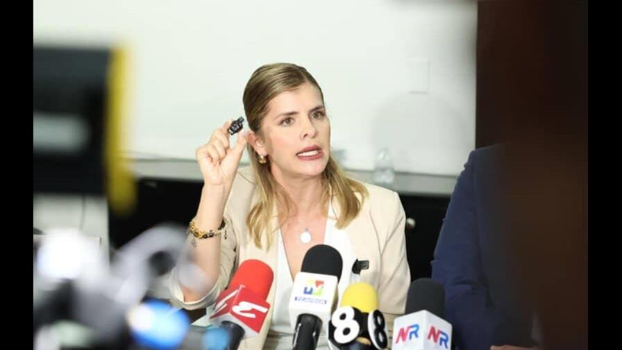 Candidata interpone una denuncia tras hallar un “micrófono de espionaje” en Costa Rica